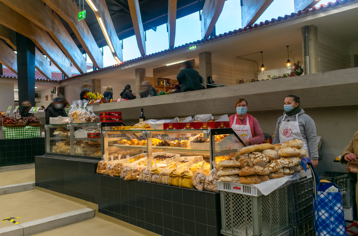 Vitrinas para padaria DAISY | Local backery spots with DAISY chilled display counters | Boulangeries avec vitrines DAISY.