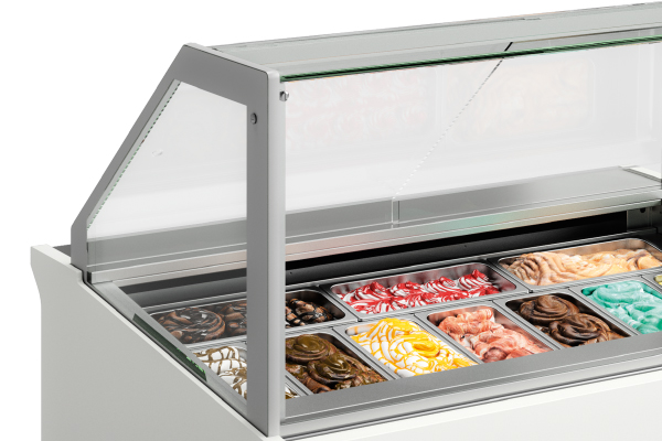 Expositores verticais compactos FUTURO 2 da JORDAO nas versões refrigeradas e aquecidas. Expositores verticais compactos FUTURO 2 da JORDAO nas versões refrigeradas e aquecidas.