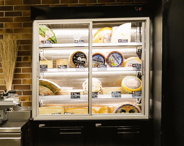 Retro murais COLUMBUS refrigerados para charcutaria, queijos, fiambres, atendimento.. da JORD&Atilde;O