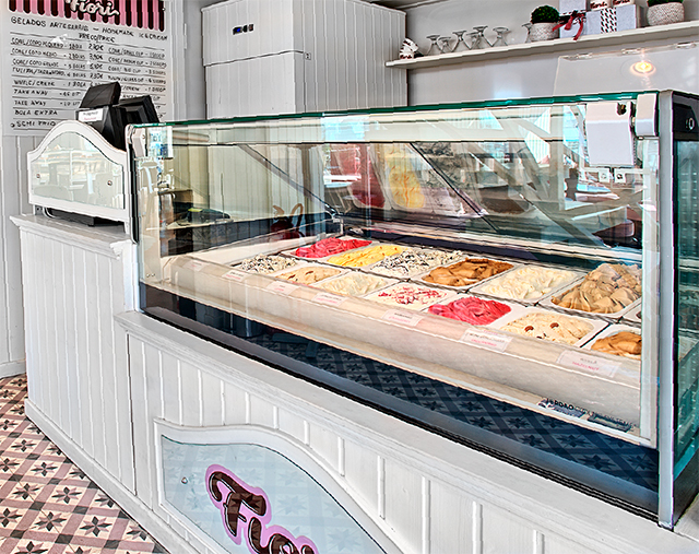 DAISY ice-cream display counters