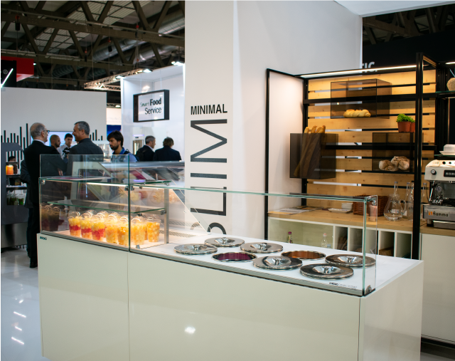 Vitrinas MINIMAL SLIM com modelo para conservação e serviço de gelados em pozzetti Vitrinas MINIMAL SLIM com modelo para conservação e serviço de gelados em pozzetti